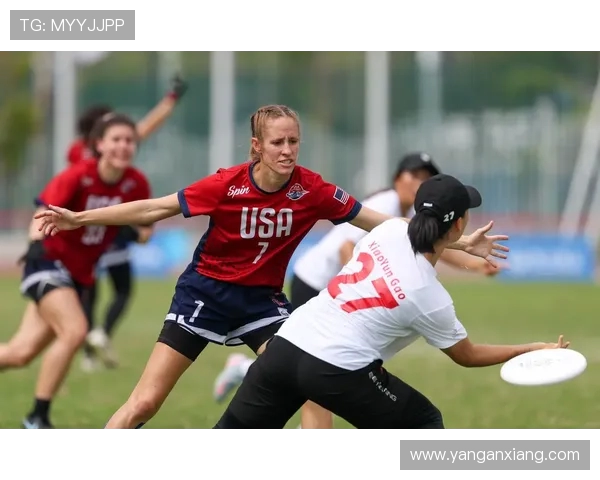 成都飞盘队在攀岩联赛中的默契配合与精彩表现分析